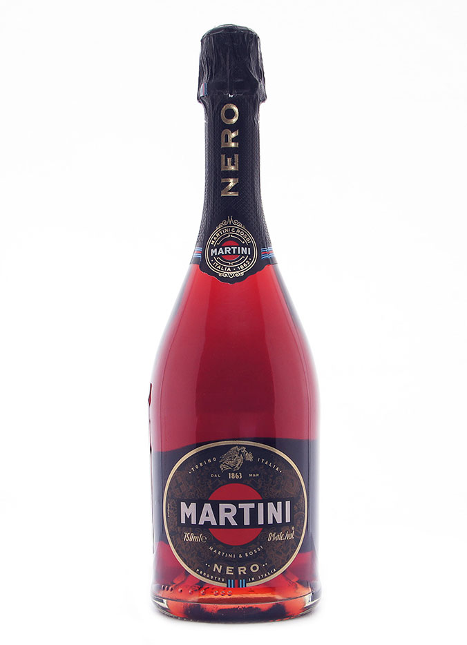 Игристое вино Мартини Неро, красное сладкое, 0.75 л