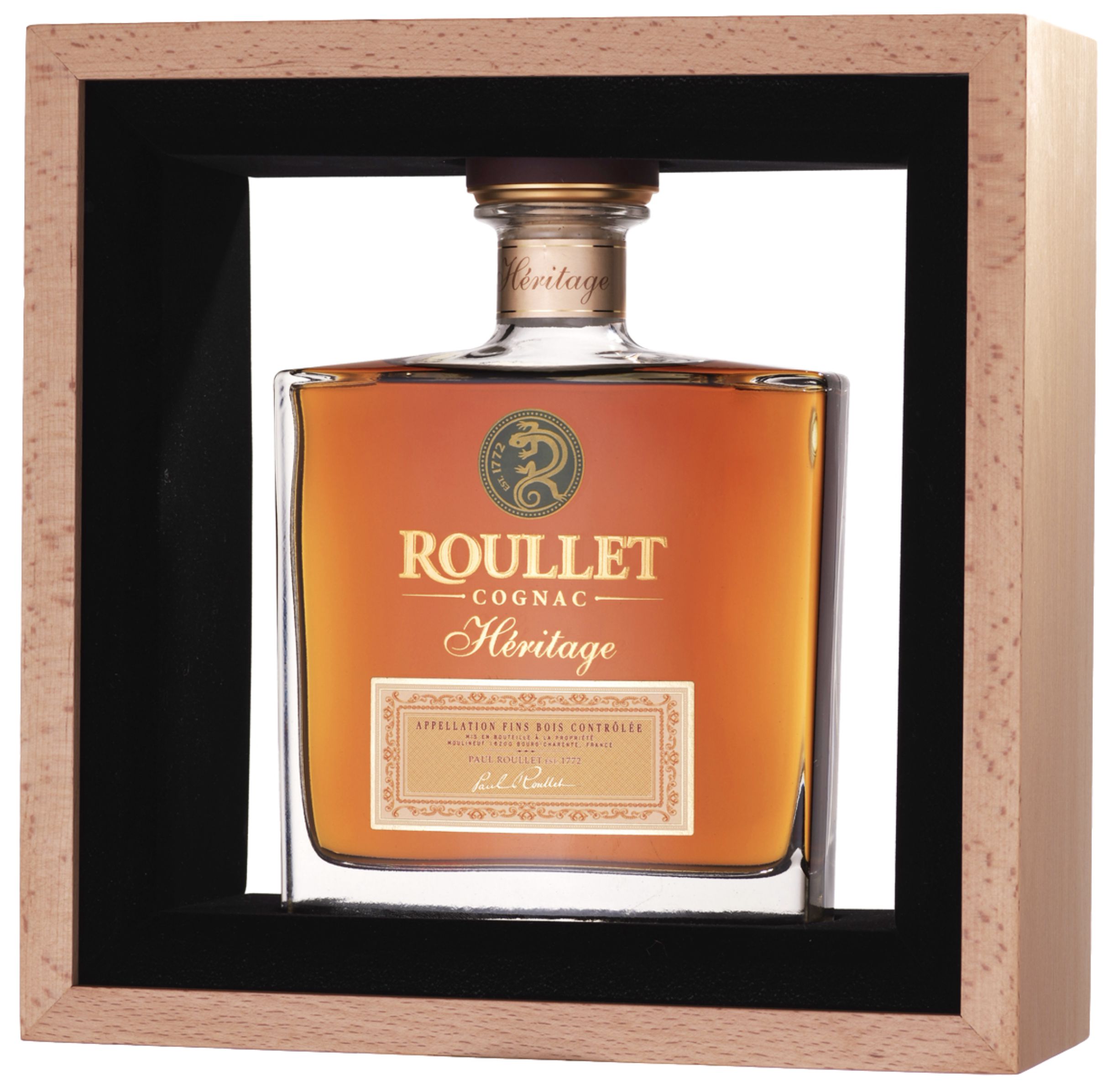 Roullet cognac цена. Рулле Эритаж фэн Буа. Рулле Эритаж фэн Буа в подарочной упаковке. Коньяк Roulette Cognac. Roullet Cognac v.s.