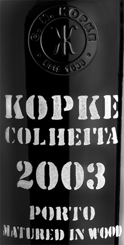 Этикетка Крепленое вино крепкое (портвейн) марочное "Копке Колейта Порто" год урожая 2003, креп. 20%, емк  0.75л. в деревянной п/