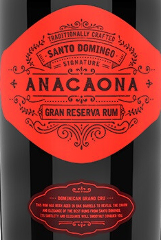 Этикетка Напиток спиртной "Анакаона Доминикан Амбэр Ром" , креп 40%, емк 0,7л